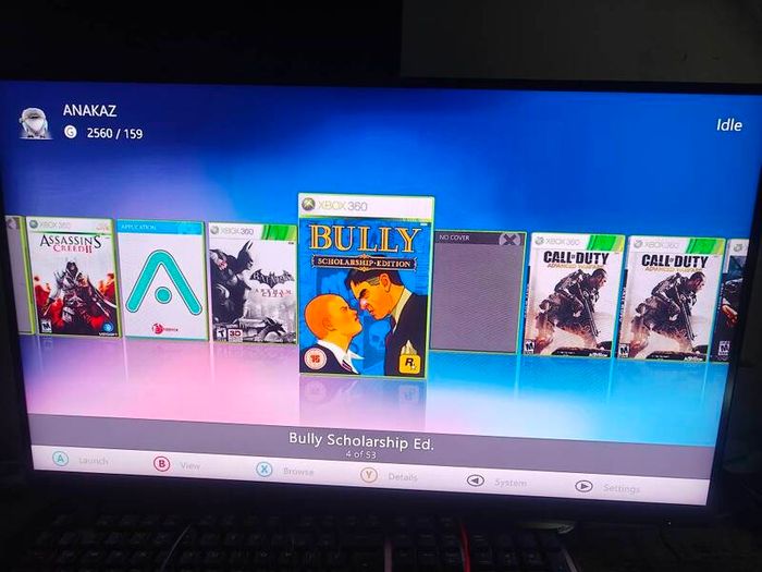 Xbox 360 Slim RGH 3.0 250GB Console 2 Controllers - Original Box included