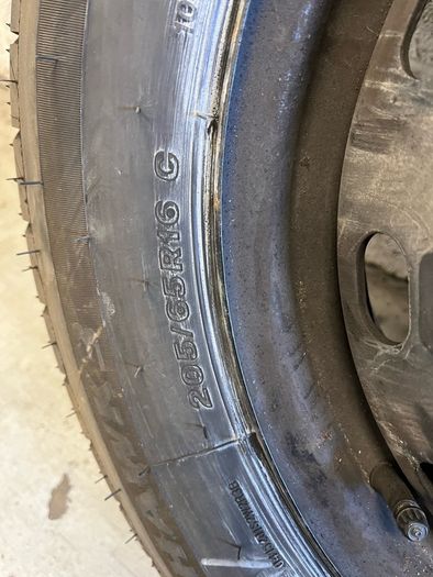 Renault traffic spare wheels