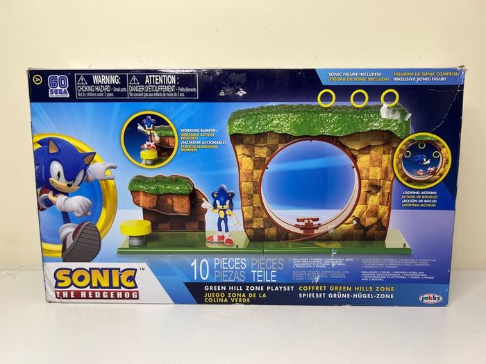 Sonic The Hedgehog Green Hill Zone Playset Action Figure - Brand New