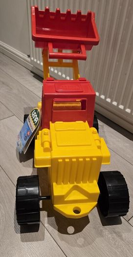 toy truck