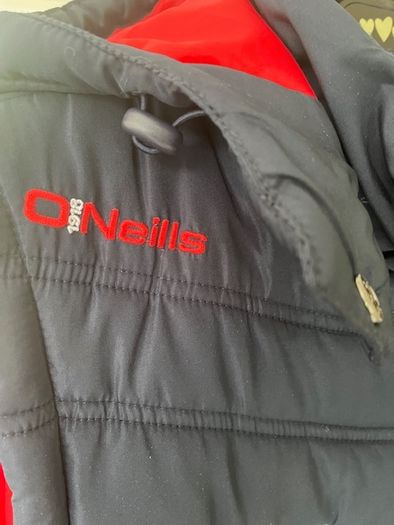 O'Neills CORK GAA Padded Puffer Gilet  jacket Navy. CORCAIGH. Detachable hood.  Size small adult. In Excellent condition