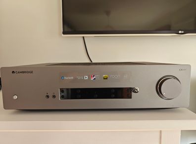 Cambridge Audio CXA61 Amplifier Mint Condition, Boxed with Remote