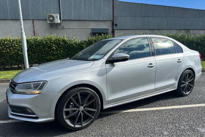2015 Volkswagen Jetta 2.0 diesel automatic May sell or swap