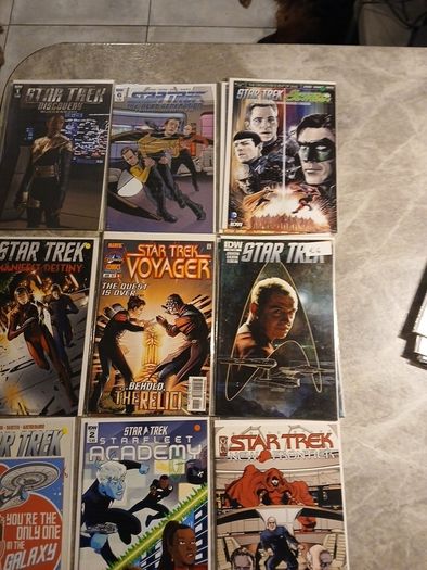 Star Trek comic bundle/joblot of 23 comics Free shipping