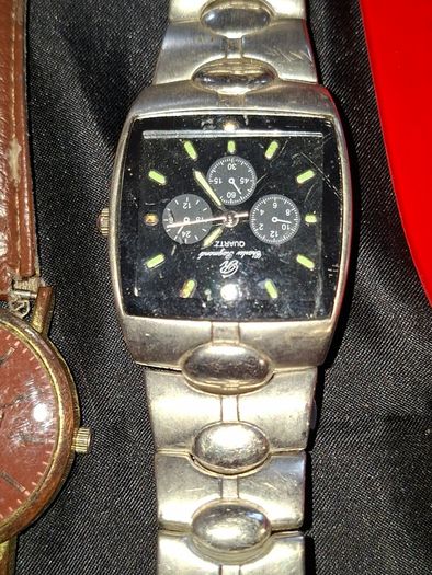A Lot of Old Watches for parts or repair, Postage Available or Collection