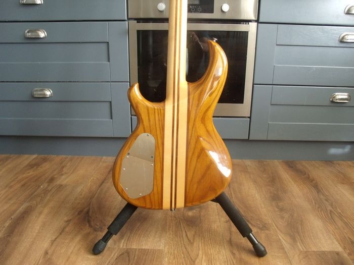 Vintage Aria SB1000 bass guitar - Made in Japan