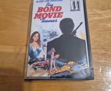 Big Bond Movie Themes - 1975 Geoff love & his orchestra