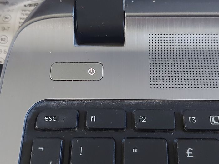 HP ProBook 455 G2AMD A8-7100 Radeon R5, 8 Compute Cores 4C + 4G, 1.8GHz, 12GB Ram, 500GB HD, Windows 10, Micosoft Edge, Chrome, and VLC