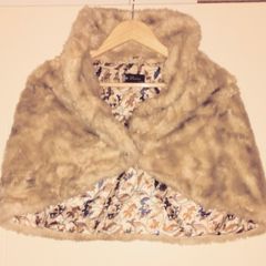 Vintage Style Faux Fur Cape