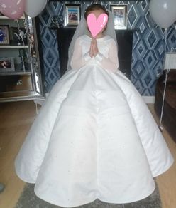 Beautiful pearl detail ivory communion dress