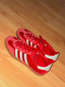 Adidas Gazelles Red & Mint Suede - Size 5.5 - Mint condition