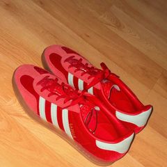 Adidas Gazelles Red & Mint Suede - Size 5.5 - Mint condition