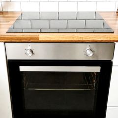 60cm Hisense Induction Hob + Logik Electric Oven