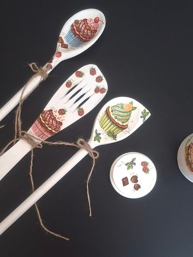 Set Of 3 Decorative Kitchen Utensils in the Jar