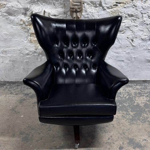G Plan Model 6250 "sixty Two" Swivel Armchair