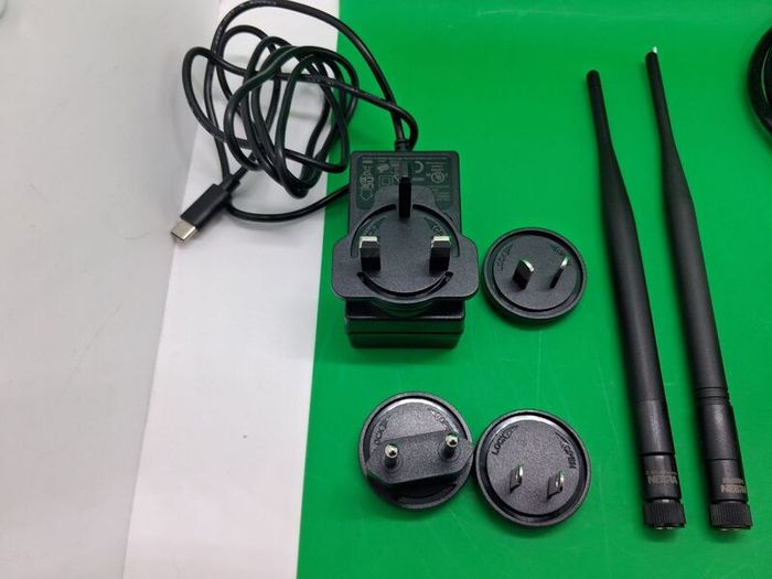 Postage - Nebra Indoor Helium HNT Hotspot Miner