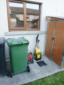 Large green bin