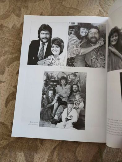 Amuzing Grace. The Official Autobiography.  By Brendan Grace With Tara King. Signed First Edition Paperback In Good Condition.  See Photos For Same.