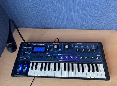 Novation MiniNova Synth