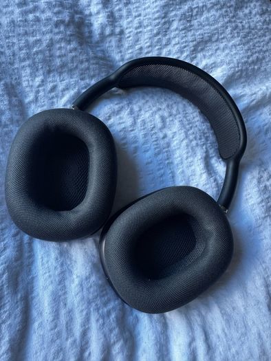 Air Pods Pro Max