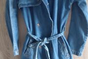 New jeans coat size fits XS s