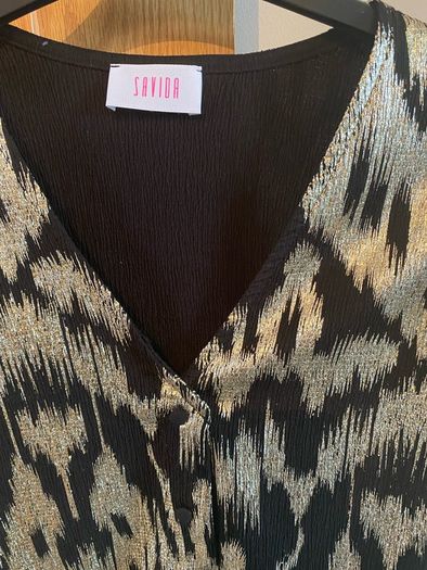 Savida metallic top size small