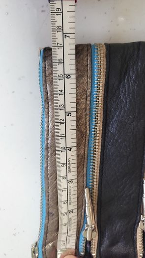 Louise Farnay metallic tones magnetic snatch crossbody bag - Rrp 129 dollars (New)