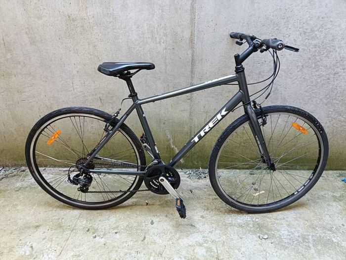 Trek hybrid bicycle size M 20 inch