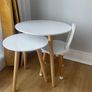 kids table and chair Image 3
