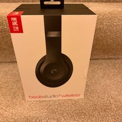 Beats Studio3 Wireless Over-Ear Headphones Matte Black (needs new earpads)