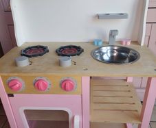 Kids kitchen plus accessories