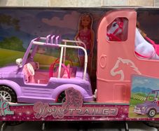 Steffi Love Horse Trailer Set