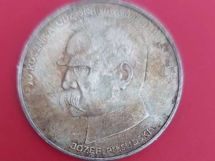 POLAND 1988 50,000 zlotys Silver coin in extremley fine condition
