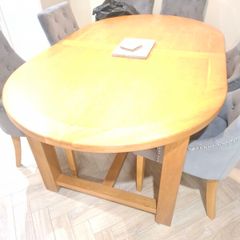 Table and 6 chairs