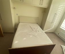 queen bed frame and matress