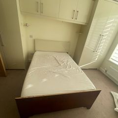 queen bed frame and matress