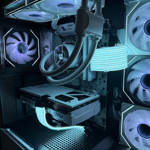 Custom Gaming Pc - Ryzen 7 7800x3d / Rtx 5070 White / 32gb Ddr5 / 1tb Ssd