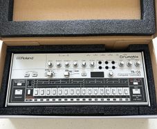 Roland Tr-06
