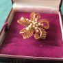 Vintage Costume Brooch Collection - Elegant Retro Pins 5 Pieces Image 3