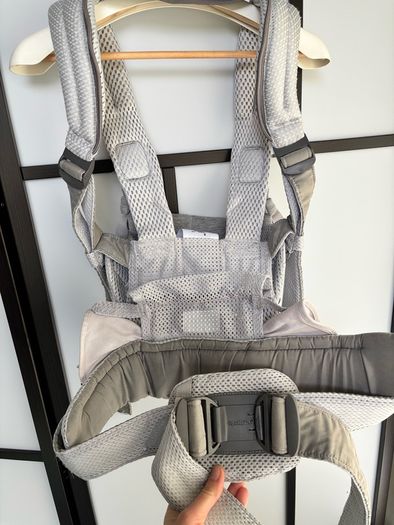 BabyBjorn Baby Carrier Harmony 3D Mesh