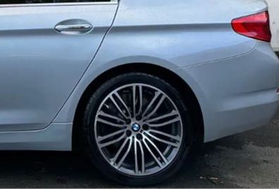 1 x Genuine BMW 5 Series G30 G31 19'' Alloy Wheel. Style 664M (REAR)