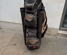 Maxfli Golf Cart Bag  Multi Pocket, Club Dividers, Great Condition