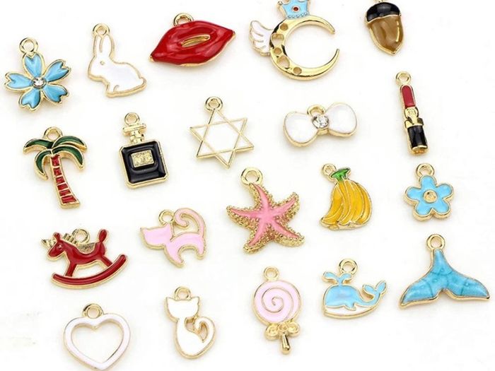 60Pcs Charms for Jewellery Making Assorted Gold Plated Enamel Animal Moon Star Fruit Charm Pendant DIY Necklace Bracelet Earring Crafts (FREE POSTAGE)