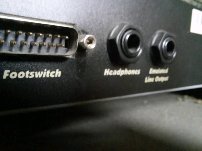 Marshall valvestate avt 100 hybrid amplifier