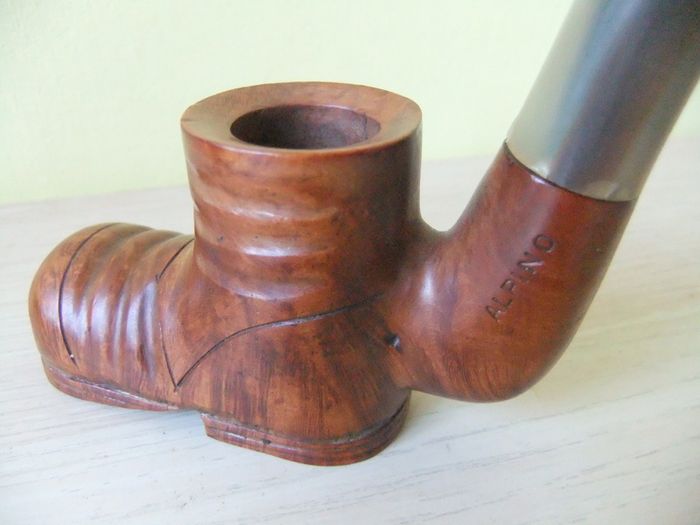 Boot Pipe