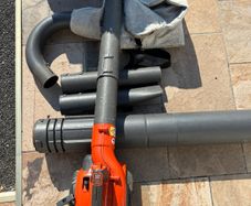 Husqvarna 125BV leaf blower and vacuum