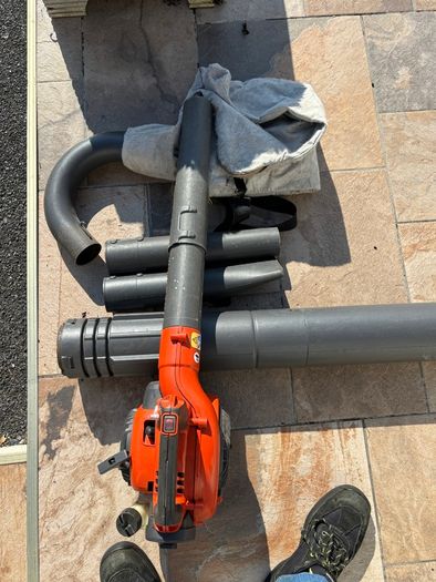 Husqvarna 125BV leaf blower and vacuum