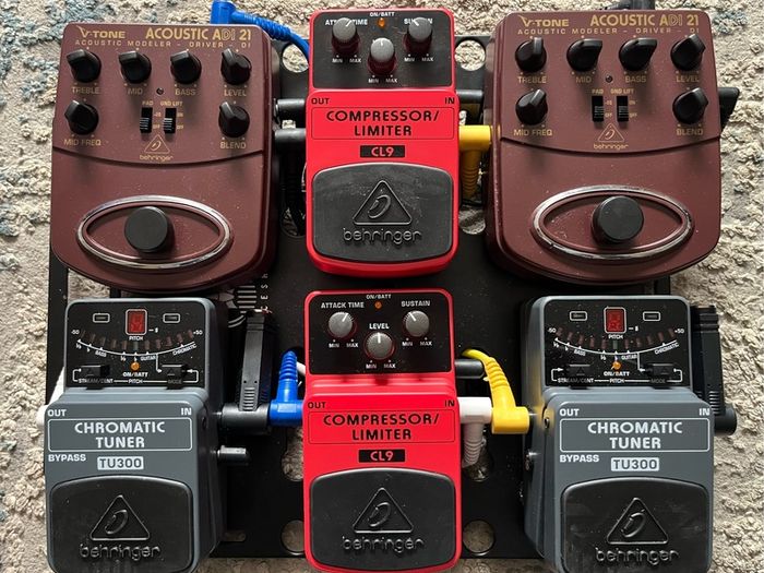 Acoustic Guitar Pedal Board & Wireless System