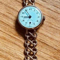 9k gold Swiss made mechanical watch and strap 22.5g