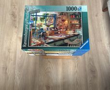Ravensburger 1000 piece jigsaw puzzle